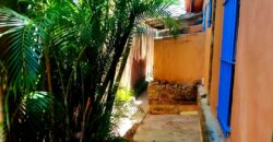 Haus mit Garten zum Kauf in der Karibik in Venezuela